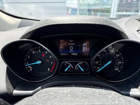 Used 2017 Ford Escape SE AWD/4WD image 11