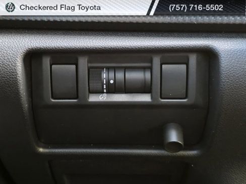 Used 2024 Subaru Crosstrek 2.0i Premium image 23