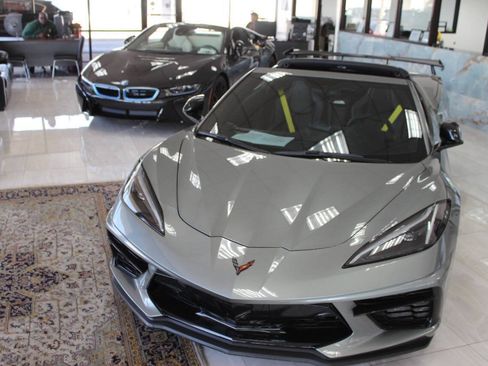 Used 2016 Ferrari California T RWD image 34