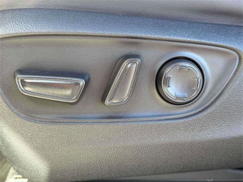 Certified 2022 Toyota Sienna XSE image 16