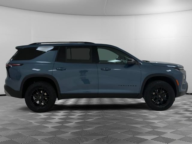 Used 2025 Chevrolet Traverse Z71 w/ Enhanced Driving Package AWD/4WD image 6