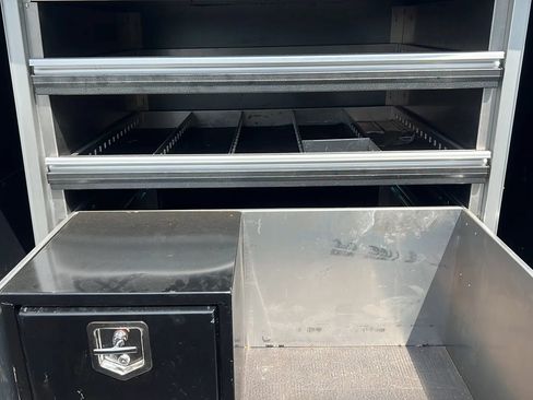 Used 2019 Ford Transit 150 130 Low Roof RWD image 13