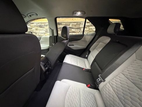 Used 2019 Chevrolet Equinox LT AWD/4WD image 48