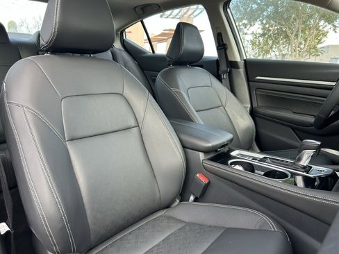 Used 2023 Nissan Altima 2.5 SL image 13