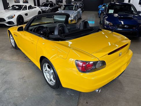 Used 2003 Honda S2000 image 11