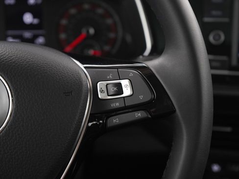 Used 2020 Volkswagen Jetta SE w/ SE Cold Weather Package image 25