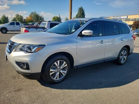 Used 2020 Nissan Pathfinder SL FWD image 3