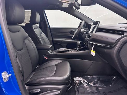 New 2026 Jeep Compass Latitude image 17