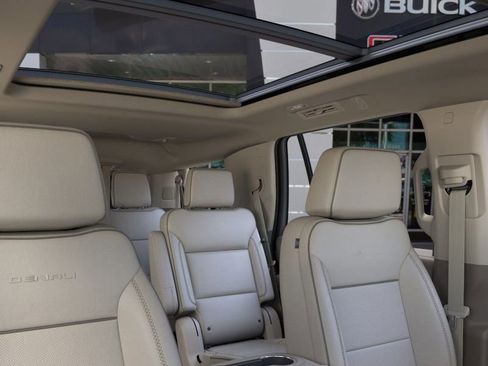 New 2026 GMC Yukon Denali w/ Sun & Power Step Package image 24