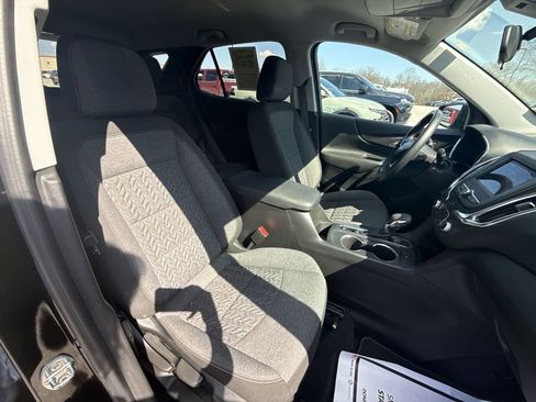 Used 2022 Chevrolet Equinox LT AWD/4WD image 23