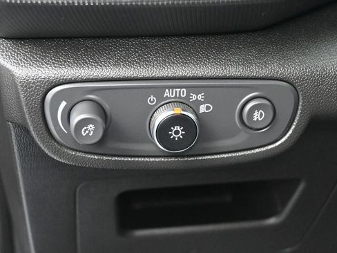 Used 2023 Chevrolet TrailBlazer LT FWD image 17