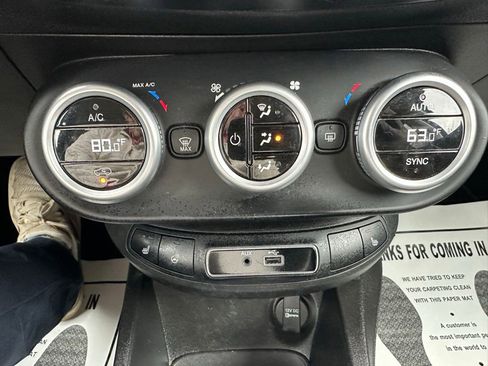 Used 2016 FIAT 500X Trekking image 22