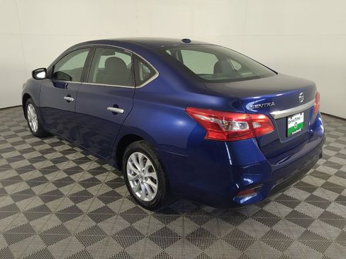 Used 2019 Nissan Sentra SV FWD image 5