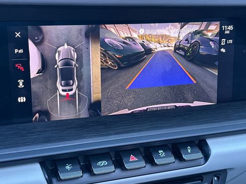 Certified 2022 Porsche 911 Carrera GTS image 24