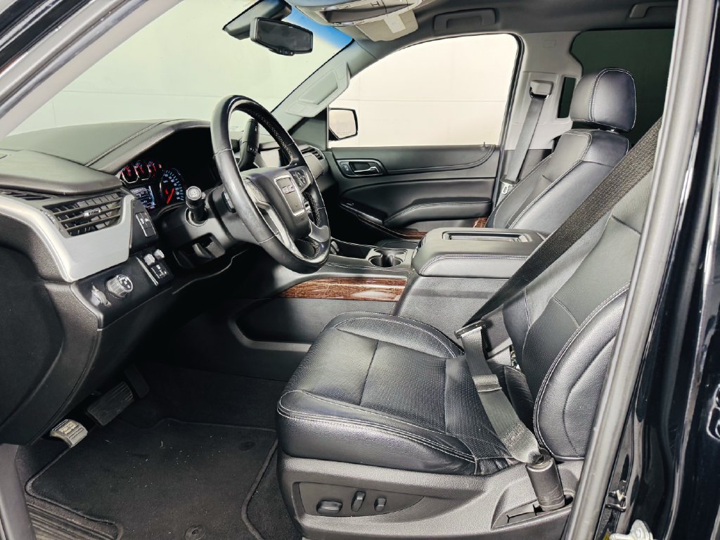 Used 2019 GMC Yukon XL SLE w/ HD Trailering Package RWD image 6