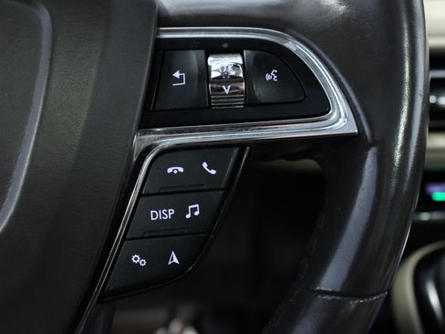 Used 2021 Lincoln Nautilus Reserve w/ Equipment Group 201A image 21