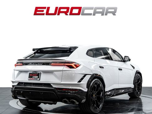 Used 2024 Lamborghini Urus Performante AWD/4WD image 5