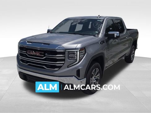Used 2025 GMC Sierra 1500 SLT RWD image 1