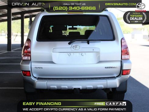 Used 2004 Toyota 4Runner SR5 AWD/4WD image 6
