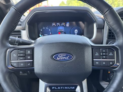 Certified 2025 Ford F150 Platinum w/ FX4 Off-Road Package AWD/4WD image 15