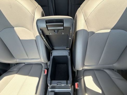 New 2026 Subaru Outback Limited AWD/4WD image 21