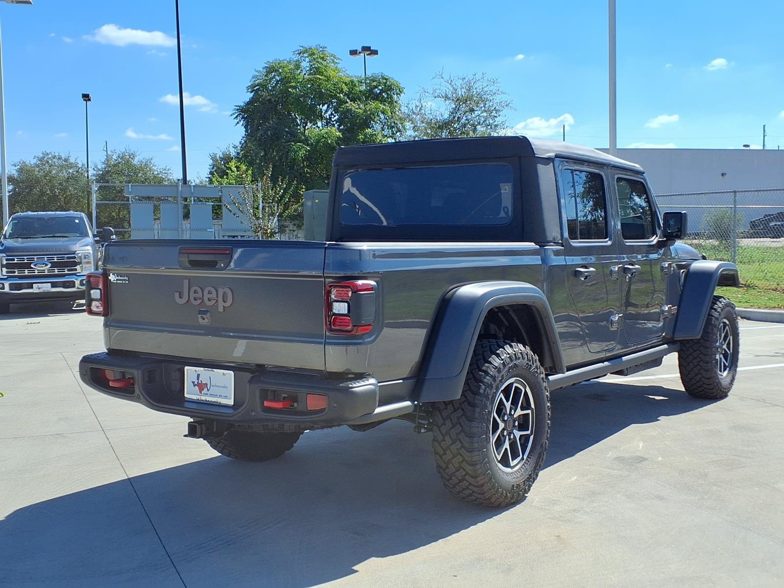 New 2026 Jeep Gladiator Mojave AWD/4WD image 6