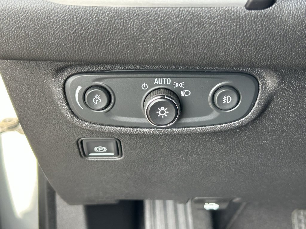 Used 2020 GMC Terrain SLT w/ Preferred Package FWD image 22