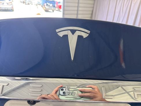 Used 2018 Tesla Model S 100D AWD/4WD image 13