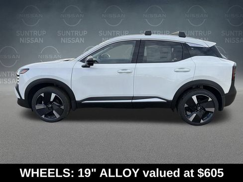 Used 2026 Nissan Kicks SR w/ Cold Weather Package AWD/4WD image 2