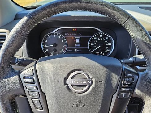 Used 2022 Nissan Frontier SV image 22