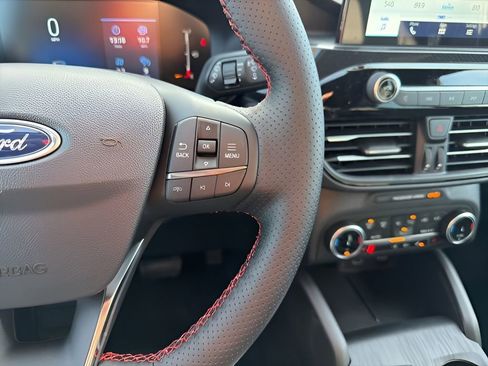 New 2026 Ford Escape ST-Line w/ Cold Weather Package image 30