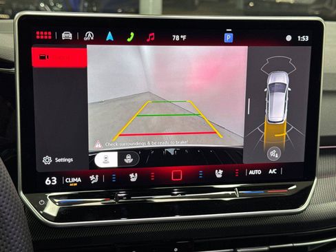 New 2026 Volkswagen GTI SE FWD image 19