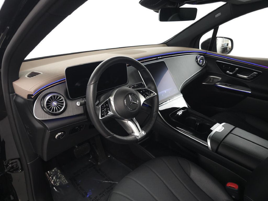 Certified 2025 Mercedes-Benz EQE 350+ 4MATIC SUV w/ AMG Line Exterior Package image 9