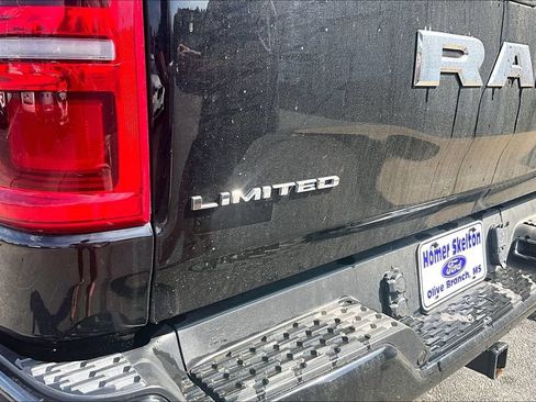Used 2025 RAM 1500 Limited AWD/4WD image 7
