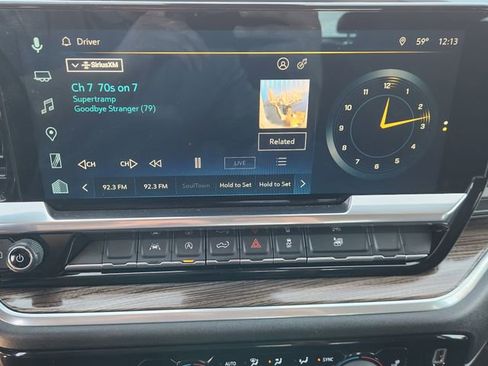 Used 2023 Chevrolet Silverado 1500 LT image 16