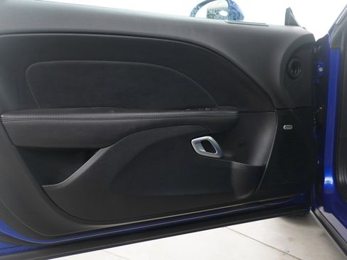 Used 2018 Dodge Challenger GT w/ Driver Convenience Group image 13