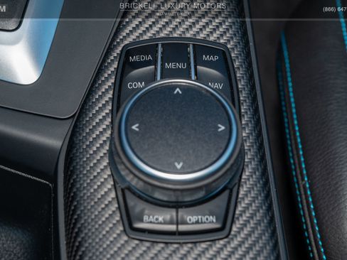 Used 2018 BMW M2 image 19