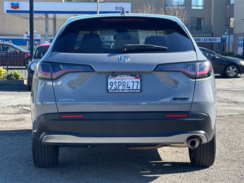 Certified 2025 Honda HR-V Sport image 5