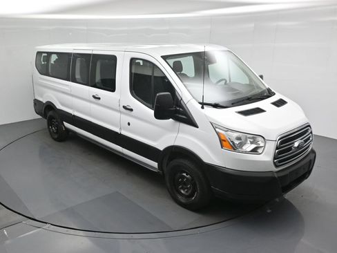 Certified 2019 Ford Transit 350 XLT RWD image 39