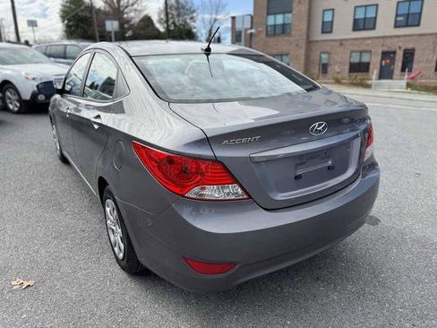 Used 2014 Hyundai Accent GLS image 5