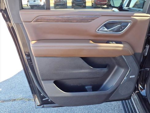 Used 2021 Chevrolet Suburban High Country w/ Premium Package image 55