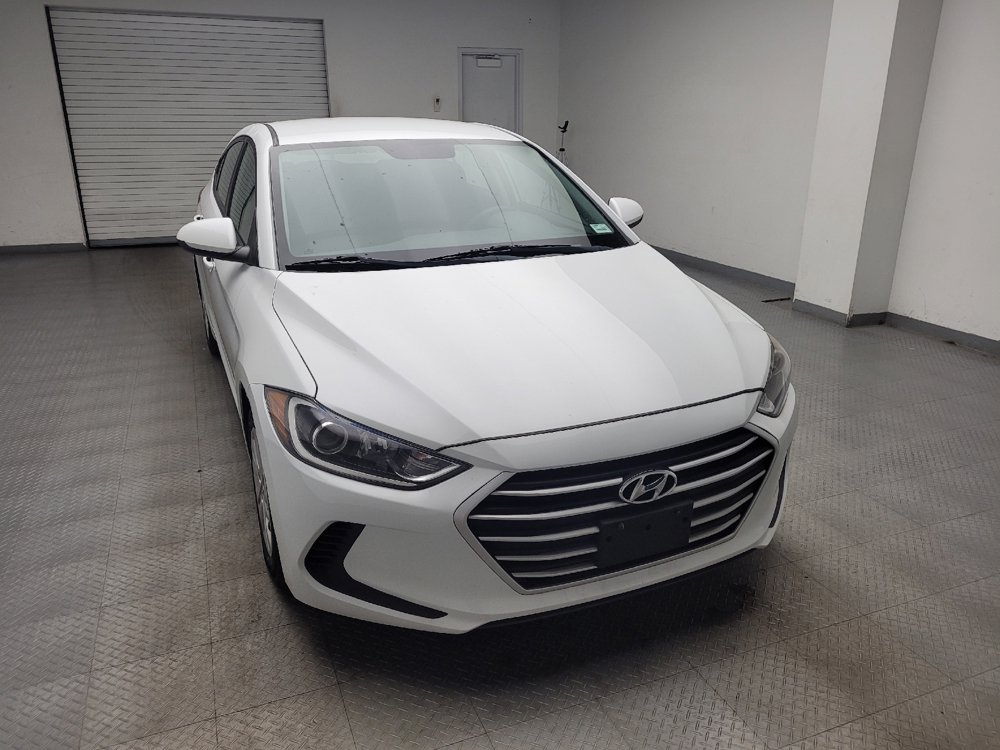 Used 2018 Hyundai Elantra SE FWD image 14