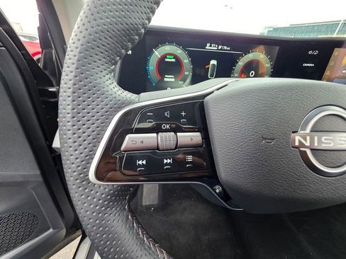 New 2025 Nissan Ariya Platinum AWD/4WD image 16