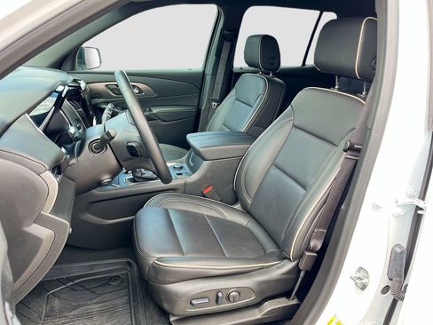 Used 2023 Chevrolet Traverse Premier w/ Redline Edition AWD/4WD image 22