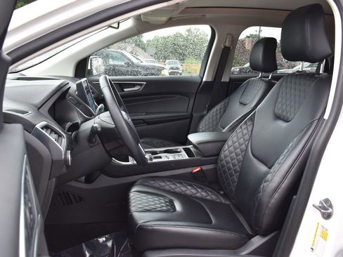 Used 2024 Ford Edge Titanium AWD/4WD image 7