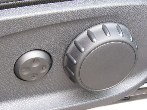 Used 2025 Mercedes-Benz Sprinter 2500 image 17