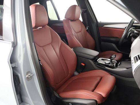 Used 2024 BMW X3 M40i w/ Premium Package image 33