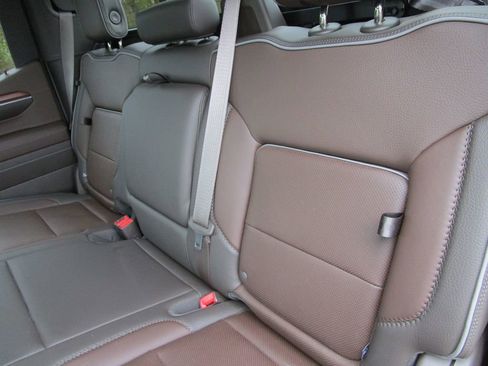 Used 2023 GMC Sierra 1500 Denali w/ Denali Reserve Package image 25