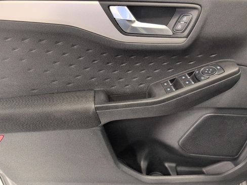 Used 2020 Ford Escape SE AWD/4WD image 25