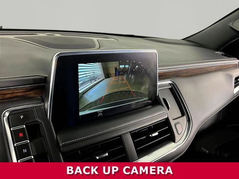 Used 2024 Chevrolet Tahoe Premier AWD/4WD image 14